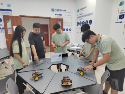 攜手校友共創(chuàng)未來(lái) 電信學(xué)院開展訪校友促就業(yè)活動(dòng)，深化教育科技技術(shù)開發(fā)