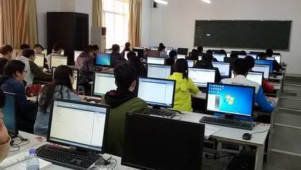 2020高考最熱門的4大專業(yè)，畢業(yè)能拿金飯碗，有你學(xué)的專業(yè)嗎？